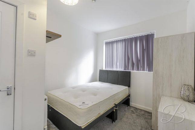 Room 2, 51, Princes Street, Mansfield photo 2
