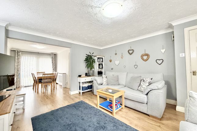 Honeysuckle Place, Bispham photo 3
