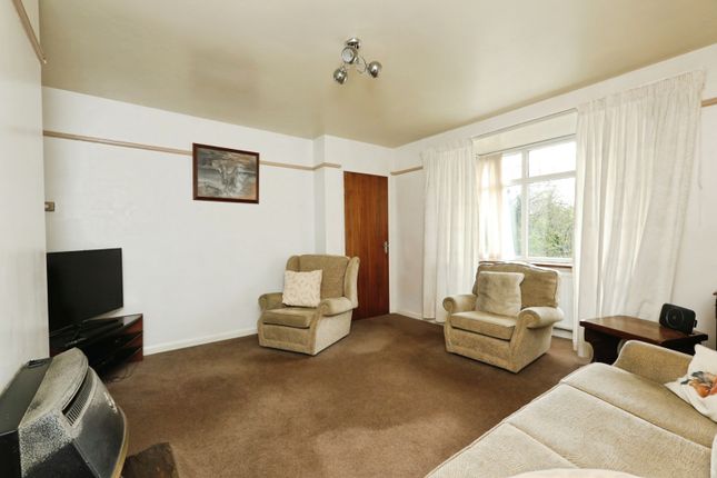 172, Upper Wortley Road, South Yorkshire photo 3