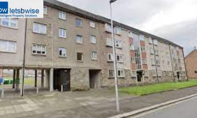 Thumbnail Flat to rent in George Street, Paisley, Renfrewshire