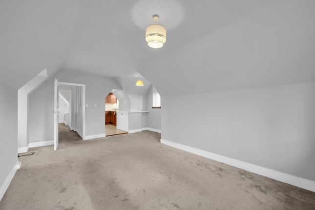 5 Wayside, St Pauls Cray Road, Chislehurst photo 4