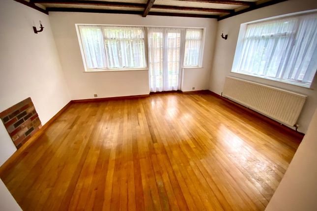 Sandringham Drive, Ashford photo 3