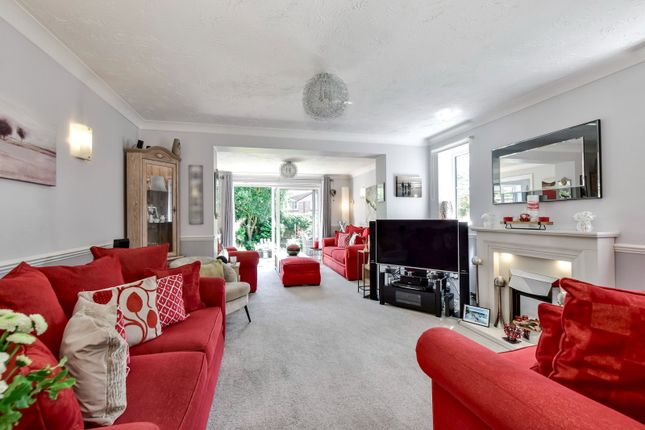 70, Harlech Road, Abbots Langley photo 3
