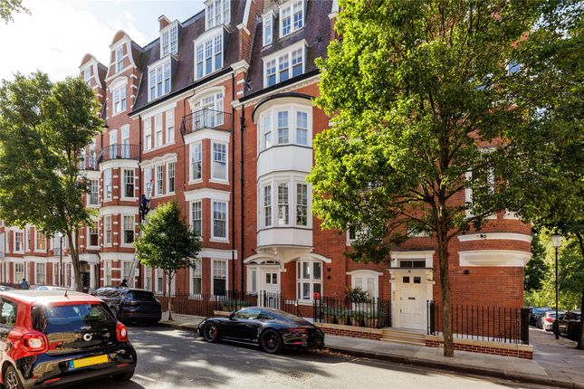 2-bed flat on Flat 4, 32, Sloane Court West, London, £2,500,000