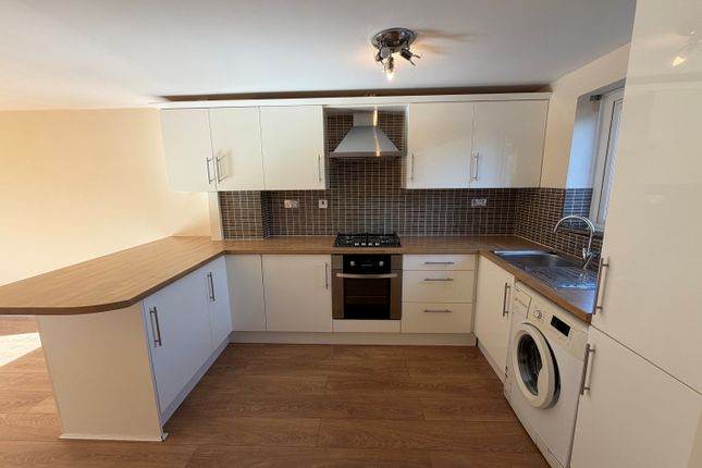 104, Leicester photo 2