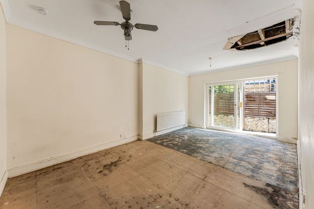 1, Hillstowe Street, London photo 3