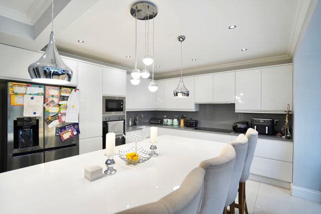 60, Napsbury Lane, St Albans photo 4