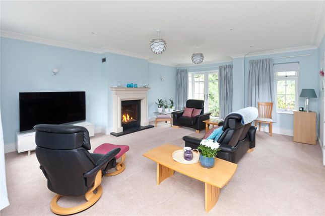 15, Barrs Avenue, Hampshire photo 3
