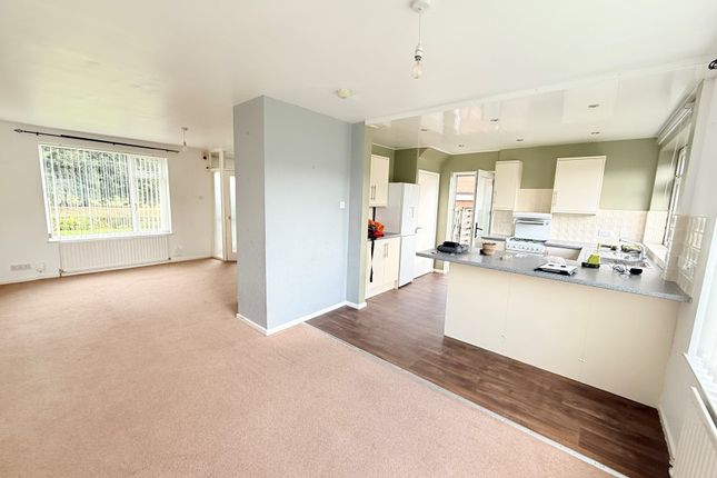 32 Park Road, Carlisle photo 3