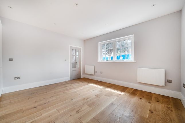 Cottage 1, Hermitage Place, Maidenhead photo 3