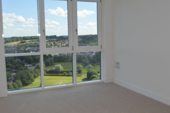 223 KD Tower, Cotterells, Hemel Hempstead photo 2