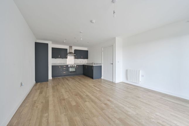 Thurlows Court, WD17, Watford photo 4