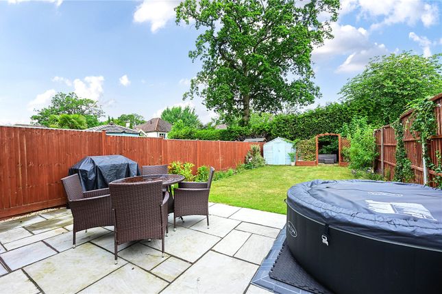11, Cranford Avenue, Fleet photo 2