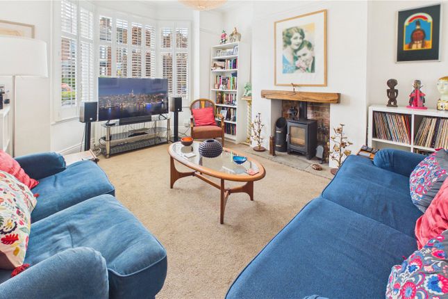 18, Linden Grove, Middlesbrough photo 2