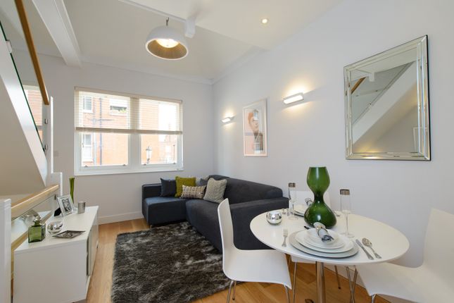 Thumbnail Terraced house to rent in Southcott Mews, London