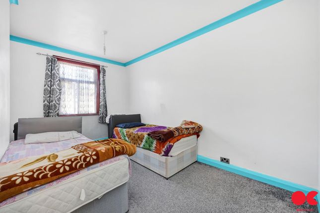 End terrace house for sale in Greyhound Road, London