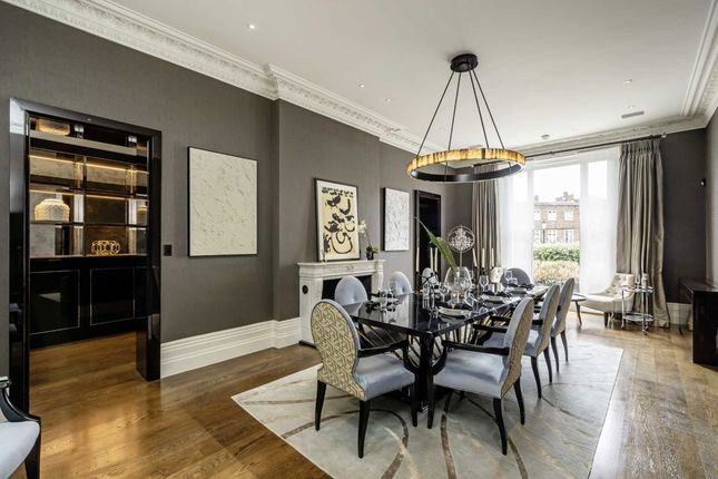 10, Addison Crescent, London photo 4