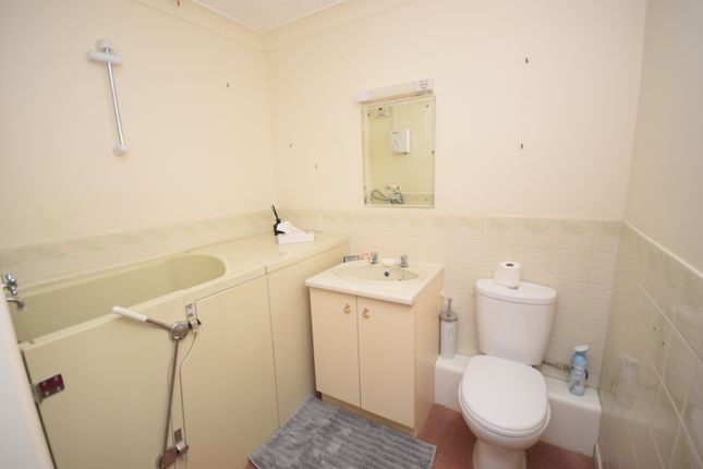 Flat for sale in St. Johns Park, Whitchurch