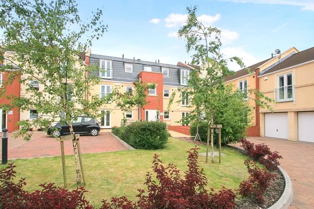 Flat for sale in Pages Court, Bedminster