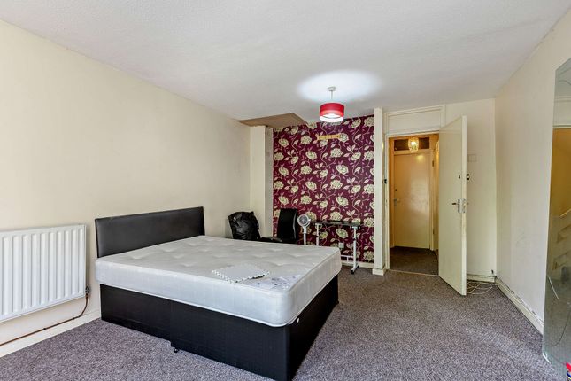 47, Porthleven Place, Milton Keynes photo 4
