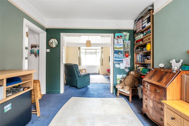71, Stocton Road, Surrey photo 4