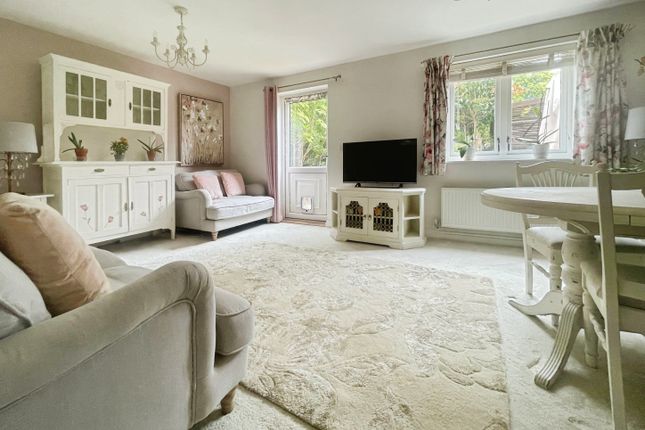 8, Price Close, Leybourne, West Malling photo 2