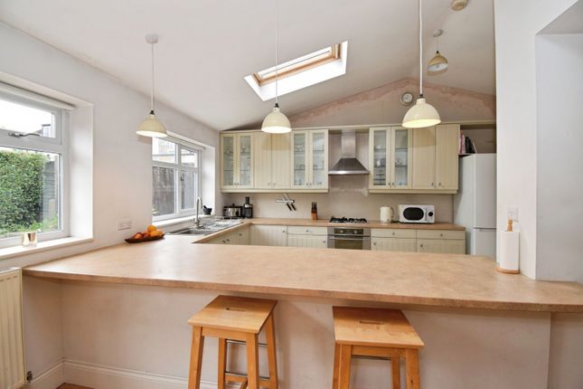 56, Firfield Avenue, Leicestershire photo 4
