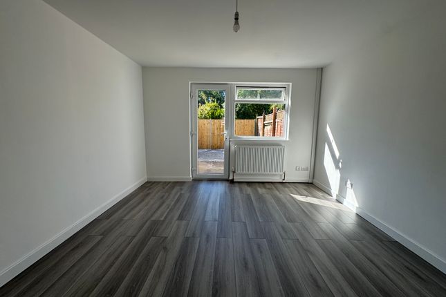 8, Tremaine Close, Heamoor photo 4