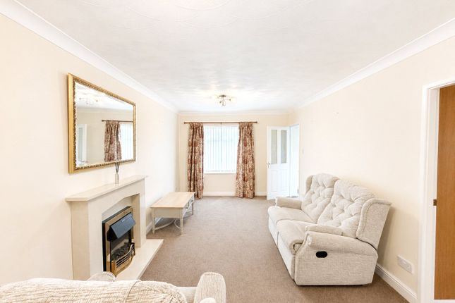 12, Fernwood Close, Northallerton photo 3