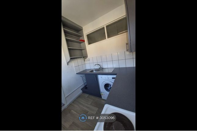 Flat, Wolfa Street Derby, Derby photo 3