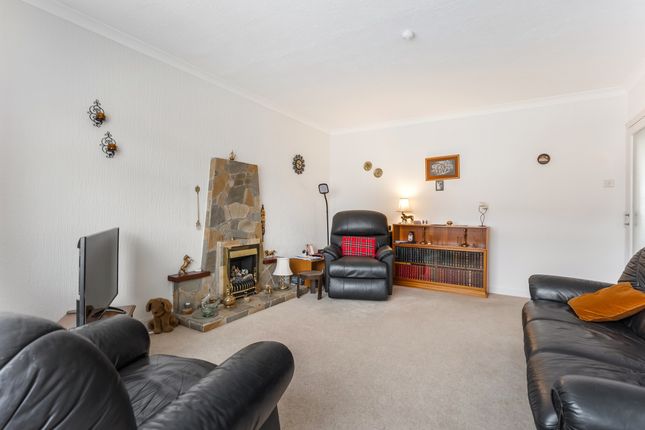 86 Park Road, Bishopbriggs, Glasgow photo 4