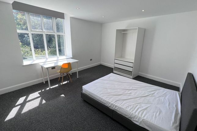 126 Eaton Crescent, Swansea photo 4