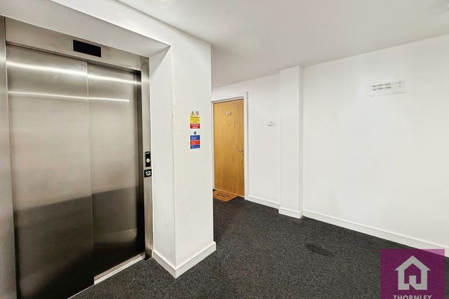 Apartment 1204, Salford photo 2