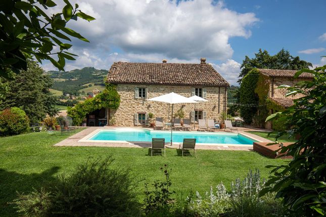 Country house for sale in Località Montaiate, Pergola, Marche