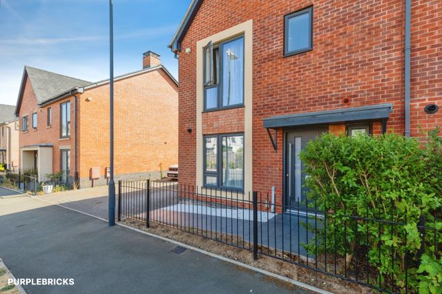 6, Muntjac Drive, Stratford-upon-Avon photo 2