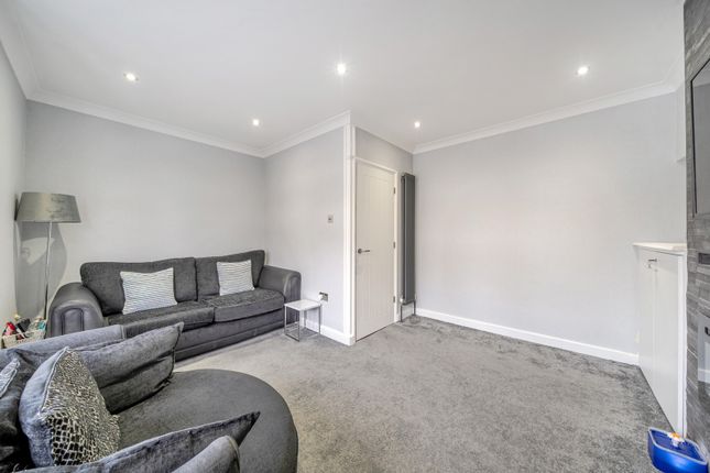67, Widecombe Road, London photo 3