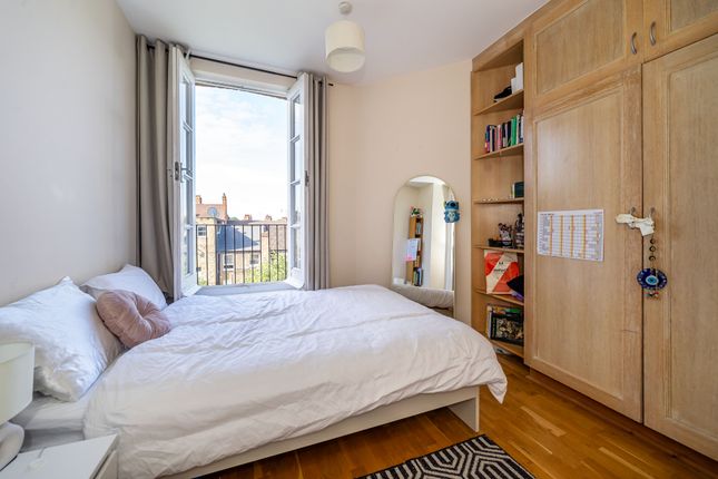 Flat 20, Cleveland Mansions, Widley Road, London photo 3
