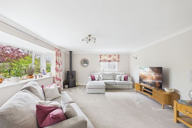 20, Willow Drive, Camborne photo 3
