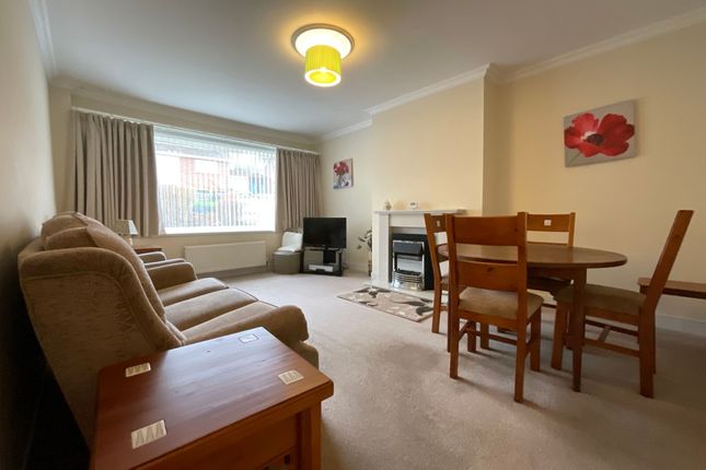 12 Pinewood Drive, Scarborough photo 4