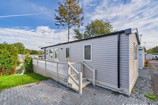 Cam02173G0 Pr0279 Still014