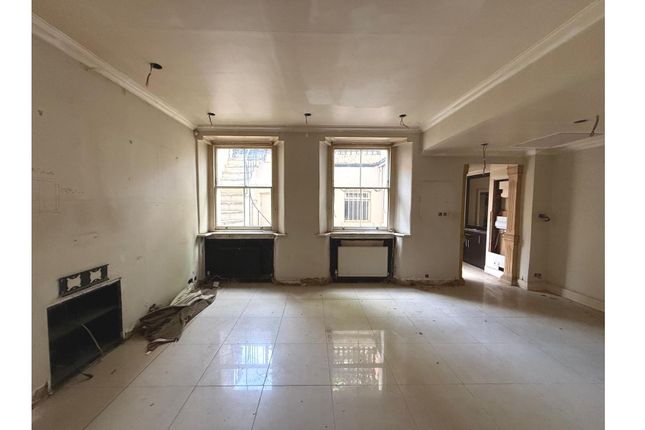 3A, Ennismore Gardens, London photo 4
