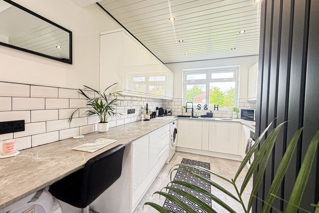 65 Crosthwaite Avenue, Wirral photo 2