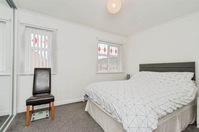 46, Hoctun Close, Castleford photo 4