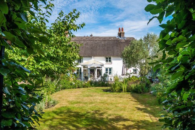 3-bed house on 20, Belmont Road, New Milton, £400,000