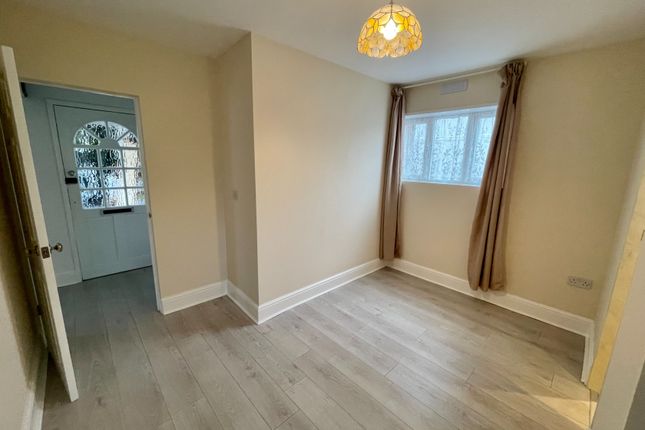 Flat to rent in Leamington Road, Coventry