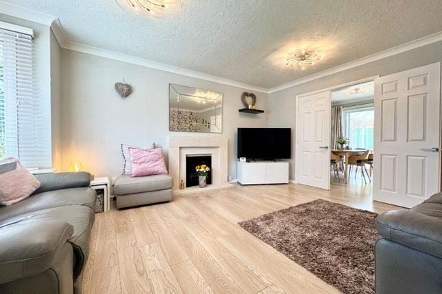 18, Bonnyrigg Close, Ingleby Barwick photo 4