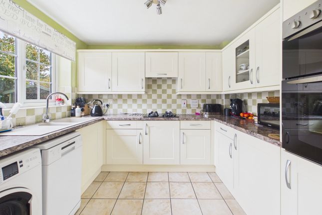23, Colliers Field, Cinderford photo 2