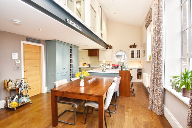 Flat for sale in North Park Road, Harrogate