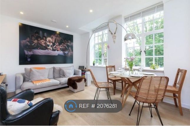 Flat to rent in Loxford House, London