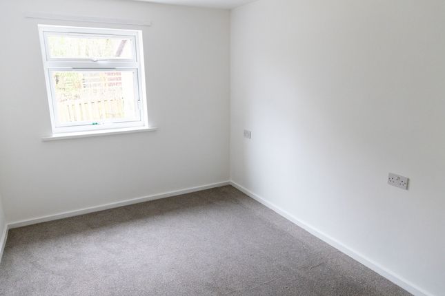 9, Coachwell Close, Telford photo 2